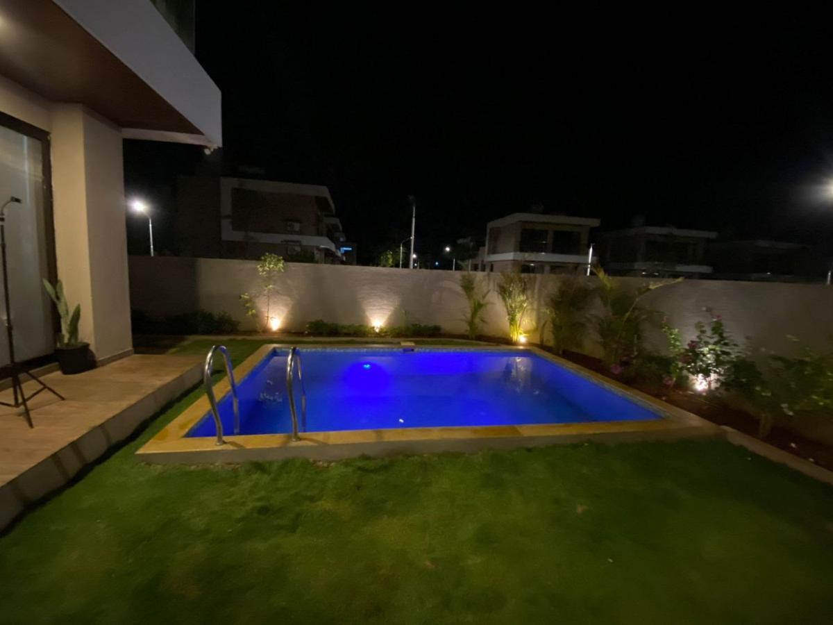 Вілла Casa Del Capitan-2Bhk With Private Pool & Lawn. Карджат Екстер'єр фото